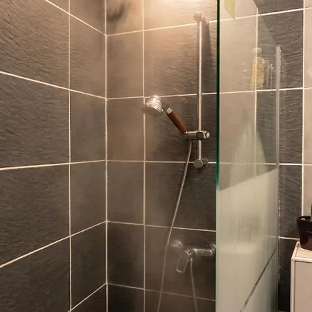 Apartment Escale Avec Balcon - Proche Euroairport Et Frontiere Saint-Louis (Haut-Rhin)